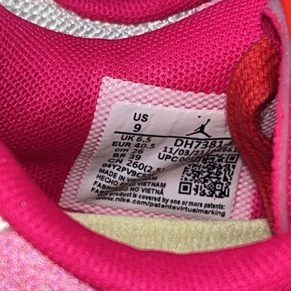 Jordan Women’s Air 200E SZ 9 - Picture 5 of 9